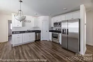 100 Henson St, Albemarle, NC 28001 - Photo 6