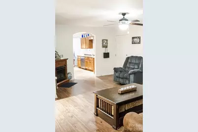 124 Hood Heights, Hendersonville, NC 28739 - Photo 4