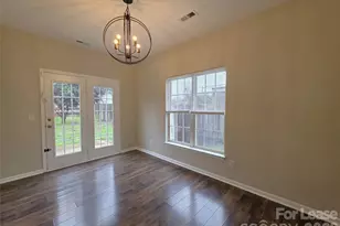 2023 Heywood Ave, Charlotte, NC 28208 - Photo 8