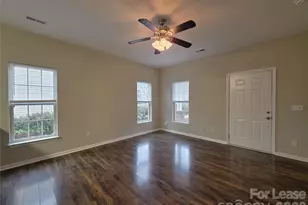 2023 Heywood Ave, Charlotte, NC 28208 - Photo 2