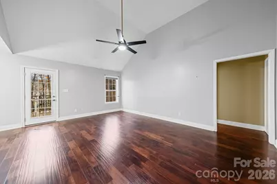 118 Sundance Circle, Statesville, NC 28625 - Photo 2