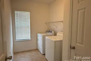 7501 Lady Bank Dr, Charlotte, NC 28269 - Photo 12