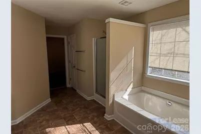 7501 Lady Bank Drive, Charlotte, NC 28269 - Photo 10