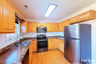 7456 Courtney Pines Rd, Wilmington, NC 28411 - Photo 4