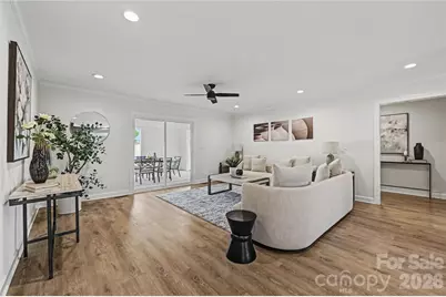 815 Hartness Avenue, Charlotte, NC 28211 - Photo 12