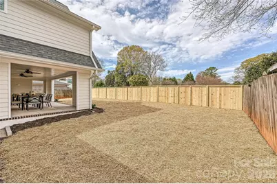 815 Hartness Avenue, Charlotte, NC 28211 - Photo 30