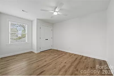 815 Hartness Avenue, Charlotte, NC 28211 - Photo 26