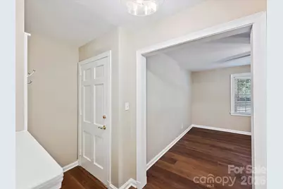 107 S Laurel Avenue #101A, Charlotte, NC 28207 - Photo 8