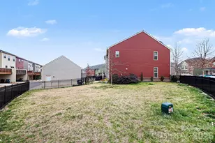 4031 Audubon Pk Dr, Charlotte, NC 28217 - Photo 24