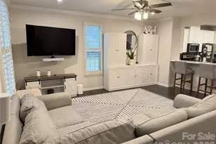 4031 Audubon Pk Dr, Charlotte, NC 28217 - Photo 2