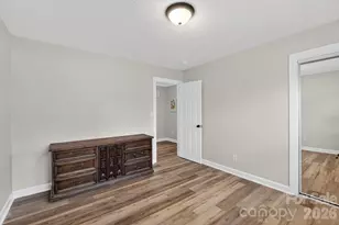 1037 Prestwood Dr SE, Lenoir, NC 28645 - Photo 20