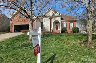 2421 Sweetbriar Ln, Rock Hill, SC 29732 - Photo 1