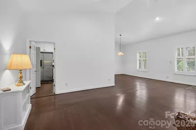 56 Whitney Avenue, Tryon, NC 28782 - Photo 8