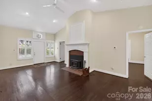 56 Whitney Ave, Tryon, NC 28782 - Photo 4