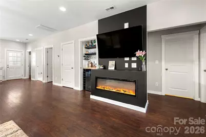 2717 Arnold Drive, Charlotte, NC 28205 - Photo 10