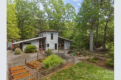 27 Rosebud Lane, Fairview, NC 28730 - Photo 2