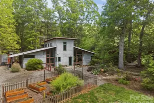 27 Rosebud Ln, Fairview, NC 28730 - Photo 2