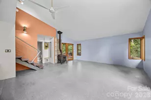 27 Rosebud Ln, Fairview, NC 28730 - Photo 6