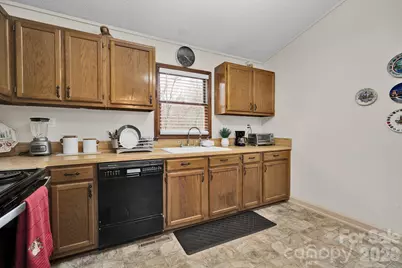 1300 Larchmont Place #504, Salisbury, NC 28144 - Photo 8