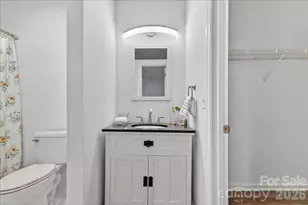 5917 Crape Myrtle Ln, Charlotte, NC 28216 - Photo 24