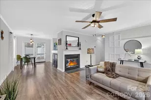 5917 Crape Myrtle Ln, Charlotte, NC 28216 - Photo 10