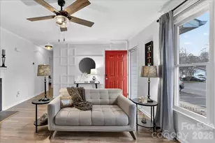 5917 Crape Myrtle Ln, Charlotte, NC 28216 - Photo 14