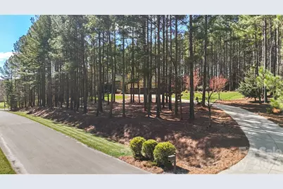 170 Silver Falls Drive, Troutman, NC 28166 - Photo 4