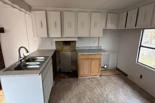 100 Stella St, Clover, SC 29710 - Photo 4