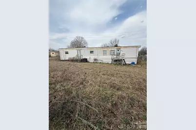 100 Stella Street, Clover, SC 29710 - Photo 1