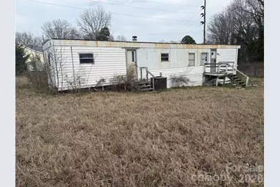 100 Stella Street, Clover, SC 29710 - Photo 2