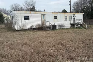 100 Stella St, Clover, SC 29710 - Photo 2