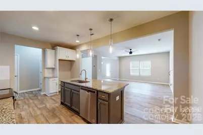 8550 River Ridge Drive, Charlotte, NC 28213 - Photo 6