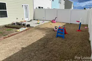 8550 River Ridge Dr, Charlotte, NC 28213 - Photo 24