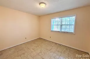 2335 Greater Druid Hills Blvd, Hendersonville, NC 28791 - Photo 18