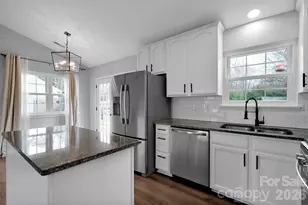 6724 Woodwedge Dr, Charlotte, NC 28227 - Photo 10