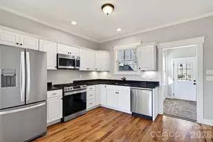 311 Lake Oak Dr, Black Mountain, NC 28711 - Photo 12