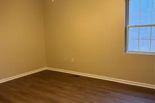 4154 Forest Point Dr, Hickory, NC 28602 - Photo 6