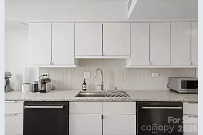 1300 Queens Road, Charlotte, NC 28207 - Photo 16