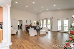 5164 Olde School Dr, Hickory, NC 28602 - Photo 10