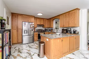 5164 Olde School Dr, Hickory, NC 28602 - Photo 6