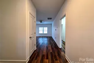 1124 Cleveland Ave, Gastonia, NC 28052 - Photo 2