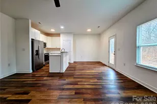 1124 Cleveland Ave, Gastonia, NC 28052 - Photo 6