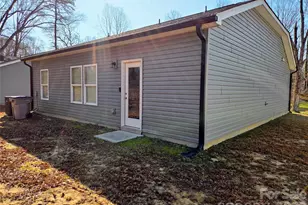 1124 Cleveland Ave, Gastonia, NC 28052 - Photo 24