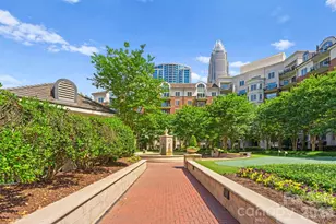 300 W 5th Street W, Charlotte, NC 28202 - Photo 36