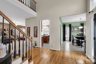 9319 Arbor Creek Dr, Charlotte, NC 28269 - Photo 10