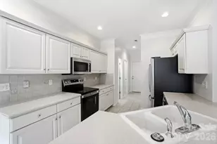 7125 Sedgebrook Dr W, Stanley, NC 28164 - Photo 14