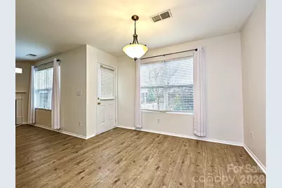 8712 Westhope Street, Charlotte, NC 28216 - Photo 10