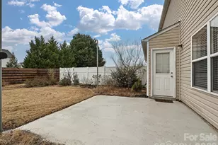 8712 Westhope St, Charlotte, NC 28216 - Photo 24