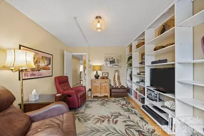 102 Crowfields Drive, Asheville, NC 28803 - Photo 10