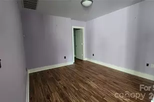 505 E 6th St, Charlotte, NC 28202 - Photo 2